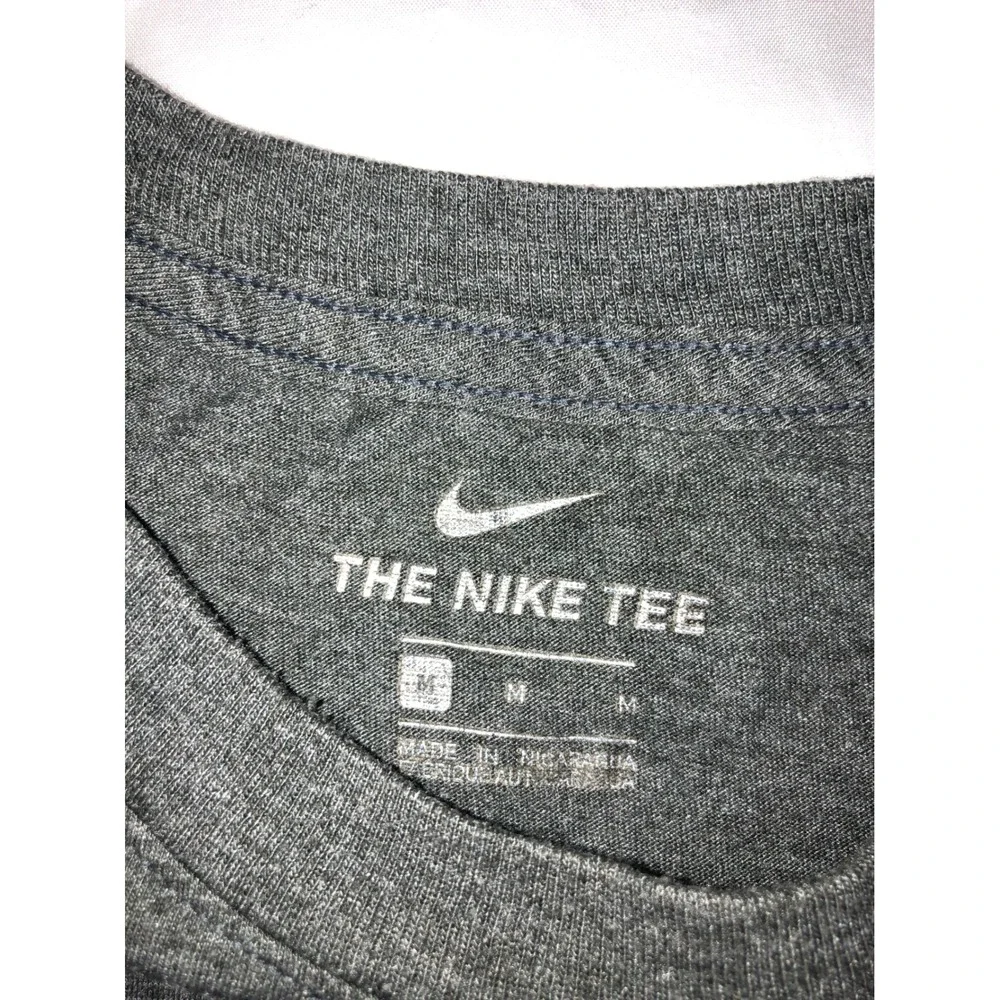 Nike Just Do It Graphic T-Shirt Mens Medium Grey Red Swoosh Athletic Tee 00677